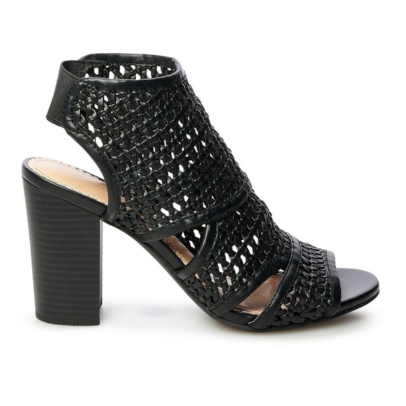 LAST ONE AVAILABLE IN EACH SIZE New LC Lauren Conrad Women's Black Ankle Booties - Picture 2 of 14
